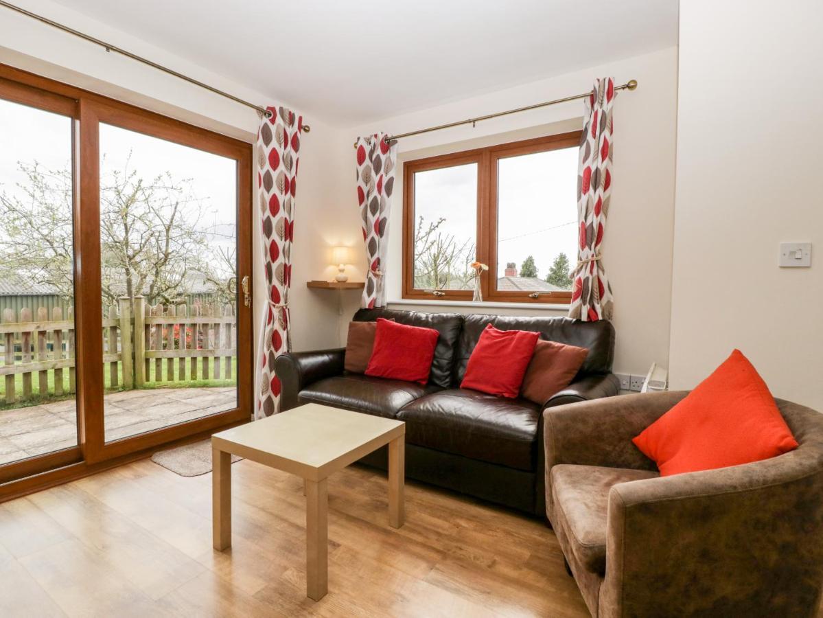Orchard Cottage Ледбери Экстерьер фото