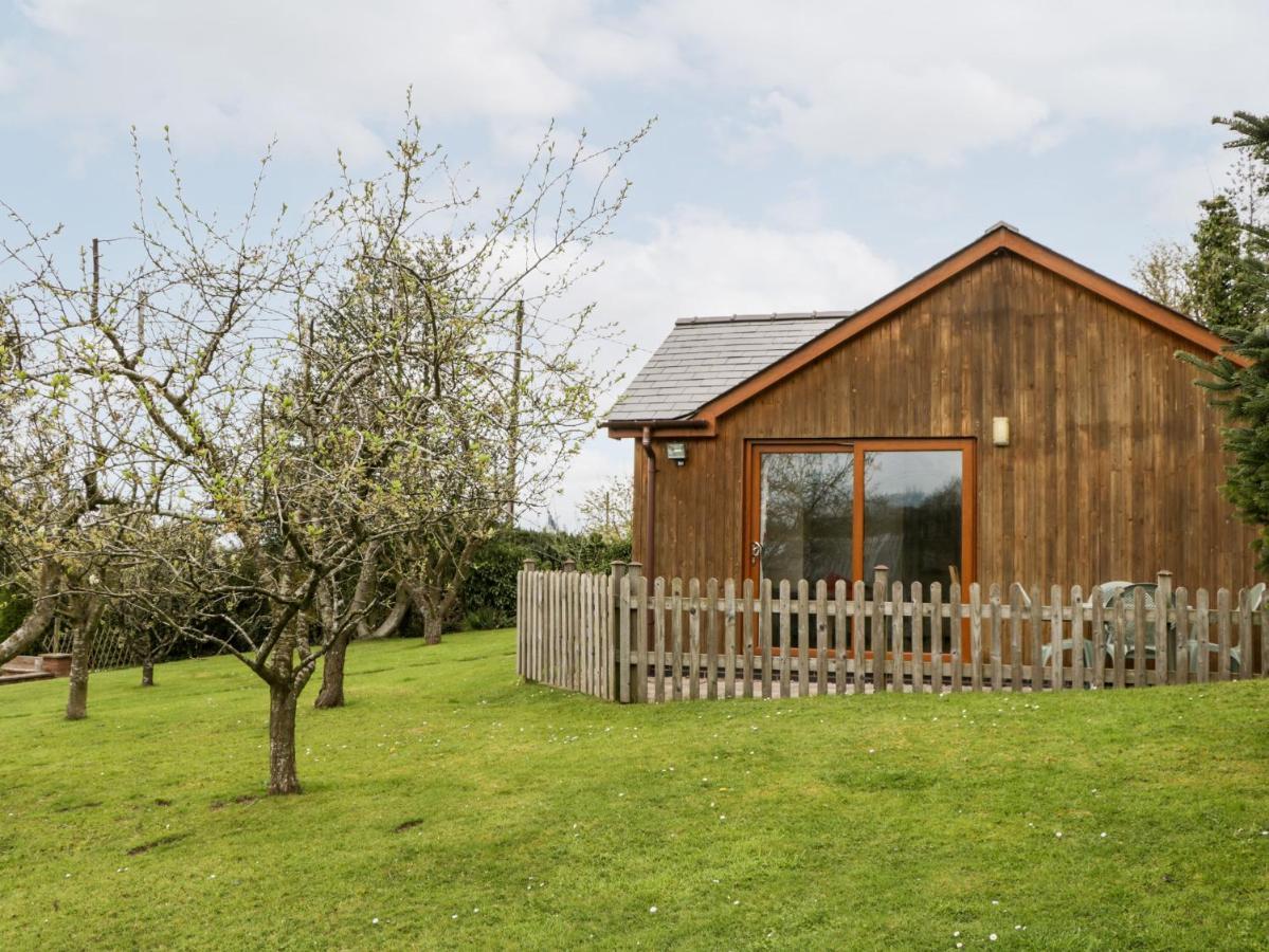 Orchard Cottage Ледбери Экстерьер фото